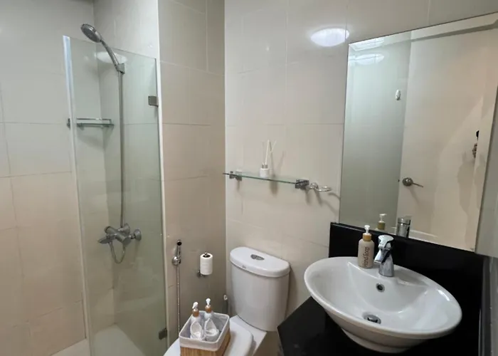 Airport Near Naia Terminal 3 -vivienne Apartment Manila