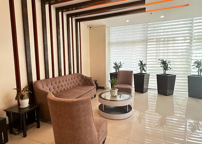 Airport Near Naia Terminal 3 -vivienne Apartment Manila